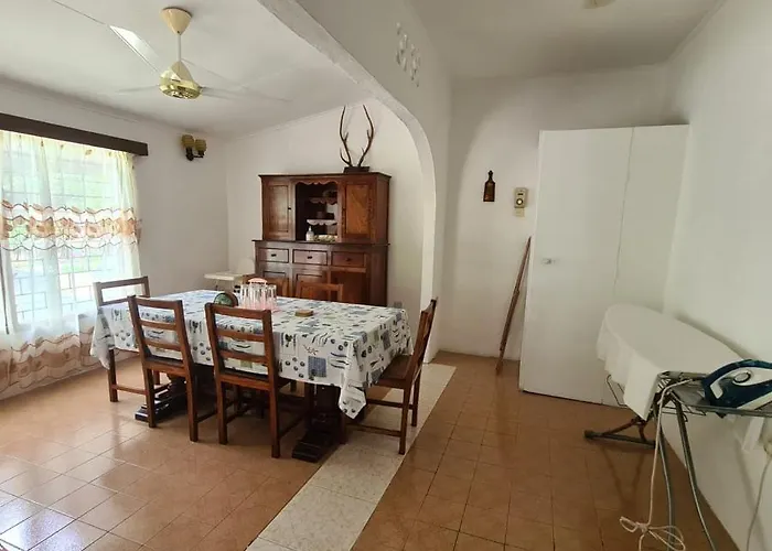 Susara's Resident Beau Vallon (Mahe)