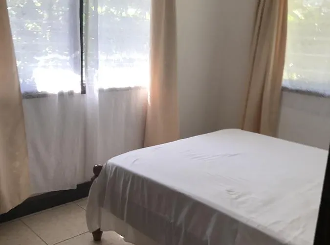 Susara's Resident Beau Vallon (Mahe)
